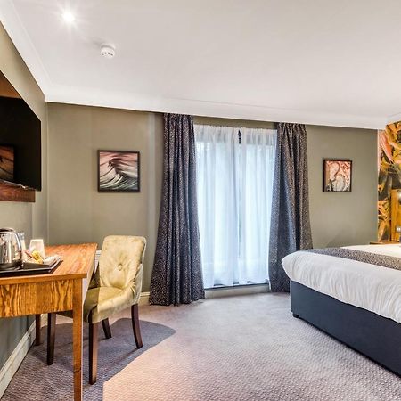 Inn On The Lake By Innkeeper'S Collection Godalming Exteriör bild